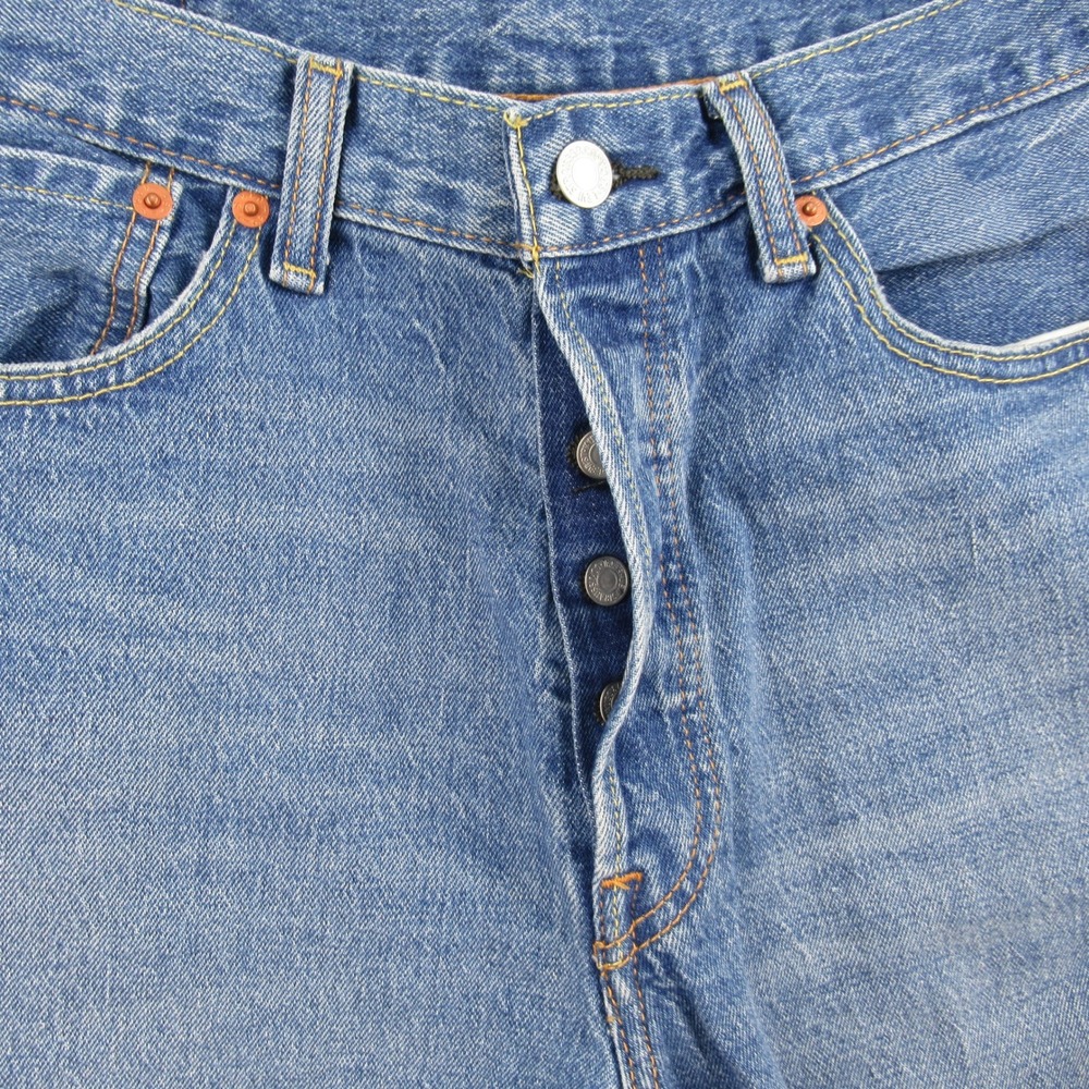Levis 501 Mens Blue Denim Jean Shorts Size 33 Button Fly 36512-0057 Medium Wash - Picture 2 of 12
